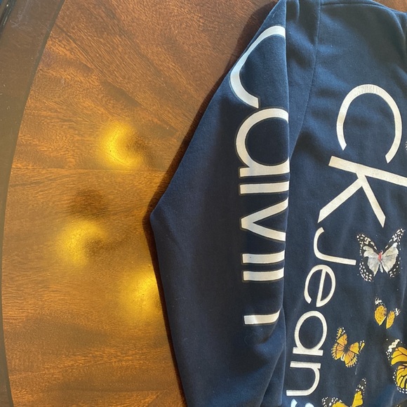 Calvin Klein Sweatshirt - Picture 6 of 7